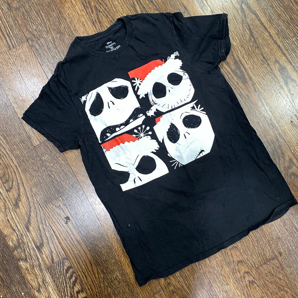 Disney Nightmare Before Christmas Tee Size Small Jack Skellington Santa T-Shirt